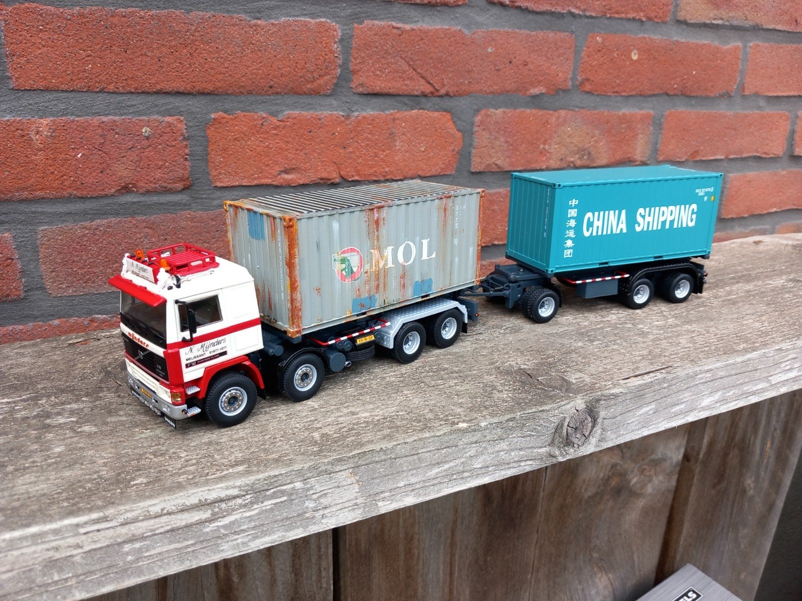 WSI Models Volvo F12 N. Mijnders met 2 containers, Ophalen of Verzenden, Nieuw, Bus of Vrachtwagen, Wsi
