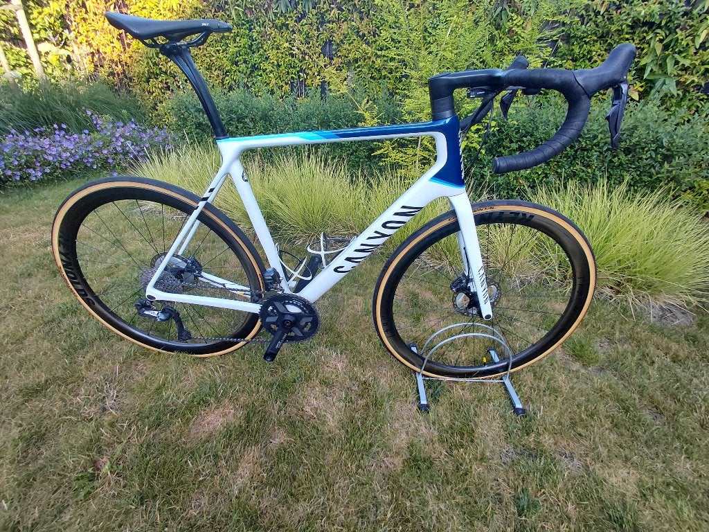 Canyon Endurace CF SL8 (Di2, maat L). Klimfiets, Carbon, Zo goed als nieuw, 57 tot 61 cm, Meer dan 20 versnellingen