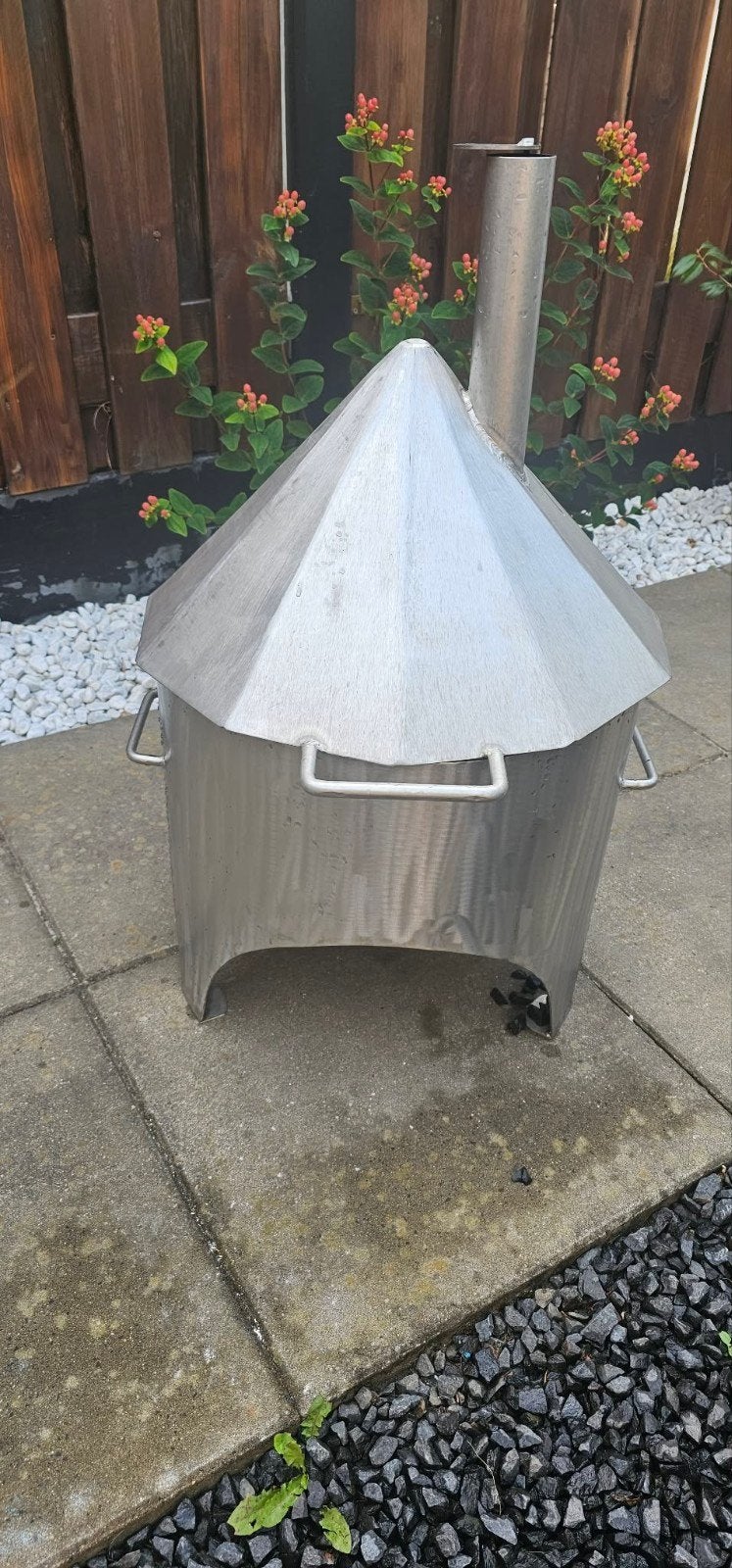 Roestvrijstalen BBQ / Vuurkorf met schoorsteen, Ophalen, Gebruikt, Onbekend
