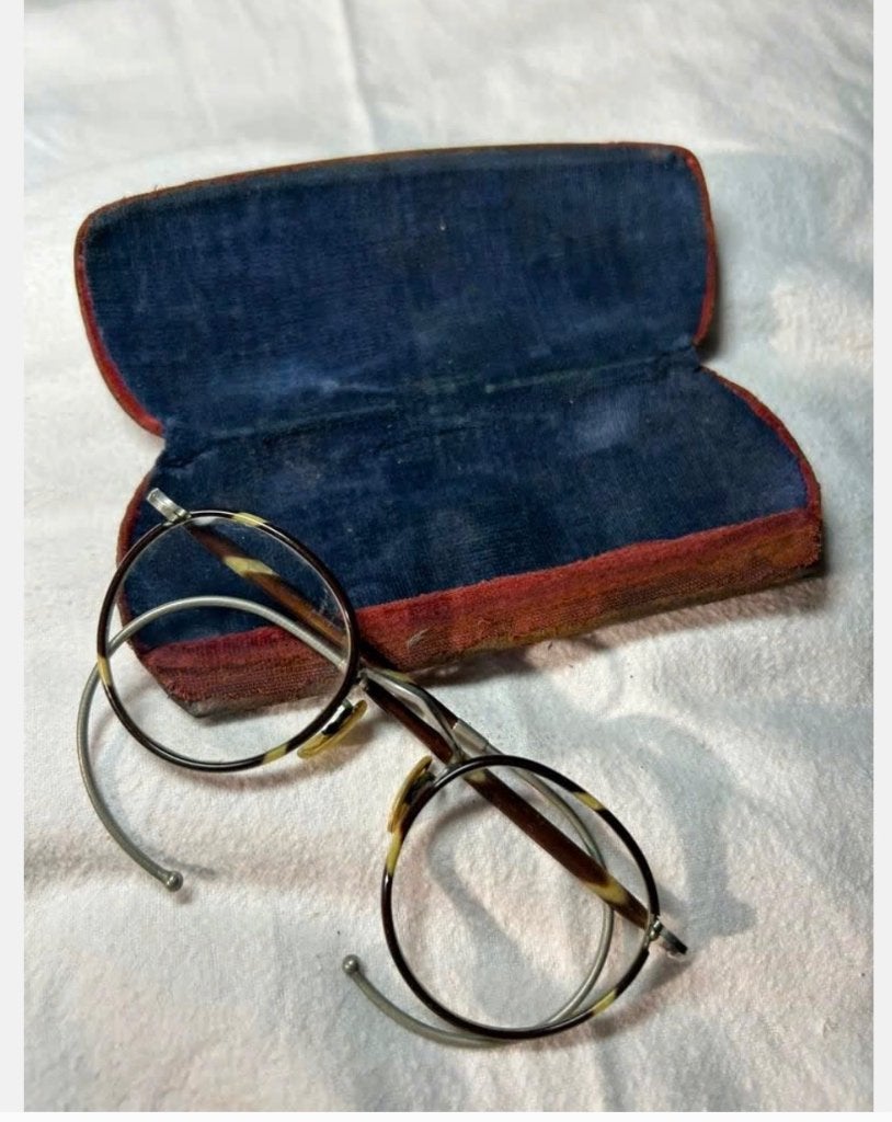 Vintage “Harry Potter” bril in antieke brillenkoker, Overige merken, Gebruikt, Overige kleuren, Ophalen of Verzenden