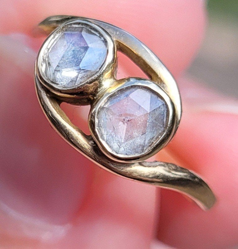 Gouden toi et moi trouwring met roosgeslepen diamanten, 18 tot 19, Gebruikt, Ophalen of Verzenden, Met edelsteen