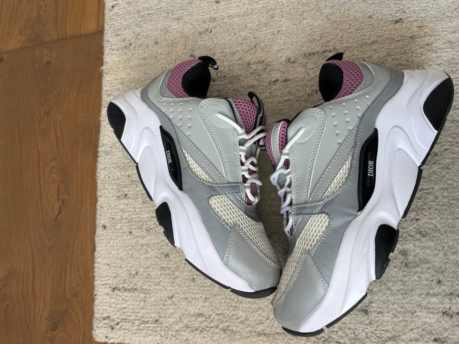 Dior B22 Sneakers - Grijs/Roze - Maat 42, Kleding | Heren, Schoenen, Ophalen, Zo goed als nieuw, Overige kleuren, Sneakers of Gympen