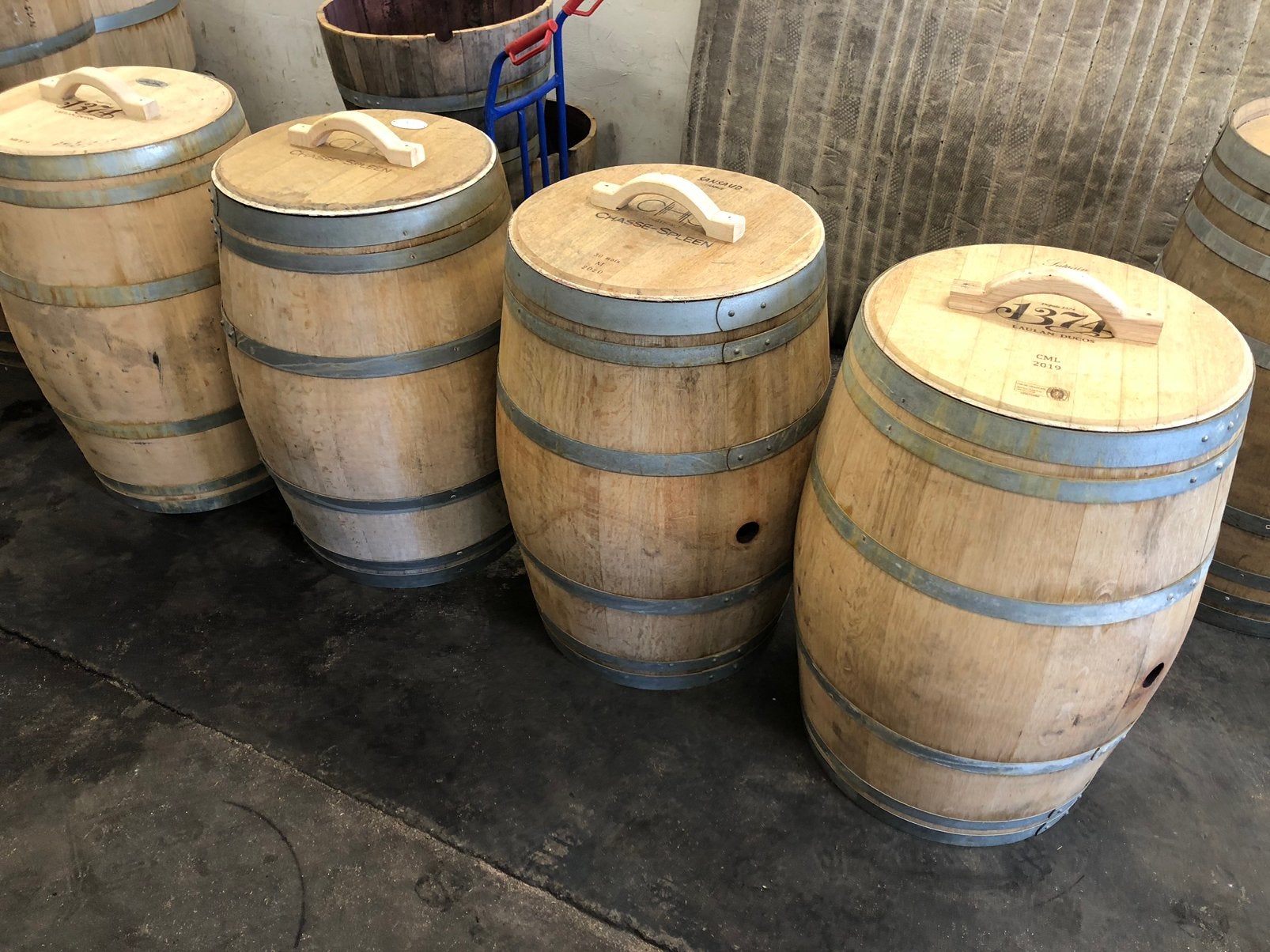 Regenton / wijnvat met losse deksel 225ltr zwaar Frans eiken, 150 liter of meer, Ophalen of Verzenden, Zo goed als nieuw, Hout