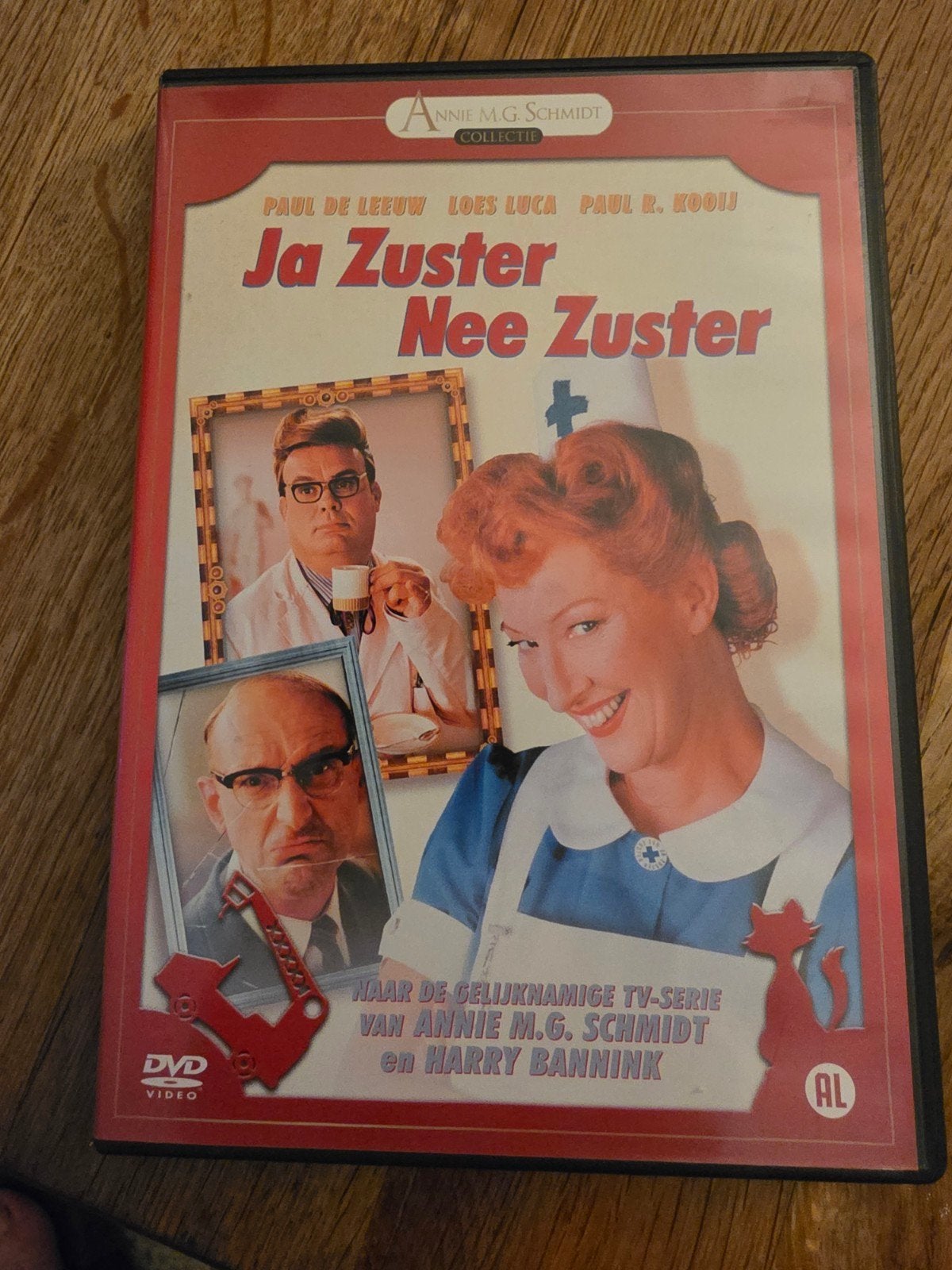 ja zuster nee zuster, Alle leeftijden, Ophalen of Verzenden, Zo goed als nieuw