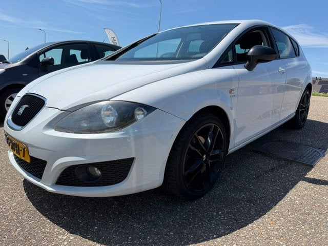 Seat Leon 1.2 TSI Ecomotive Businessline COPA Navi Airco Cru, Voorwielaandrijving, Euro 5, Stof, Gebruikt