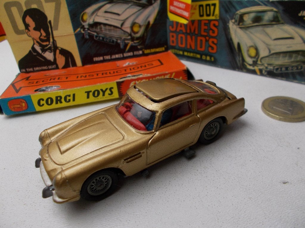 1965 Corgi Toys 261 ASTON MARTIN DB5 JAMES BOND + DOOSJES!, Ophalen of Verzenden, Zo goed als nieuw, Auto, Corgi