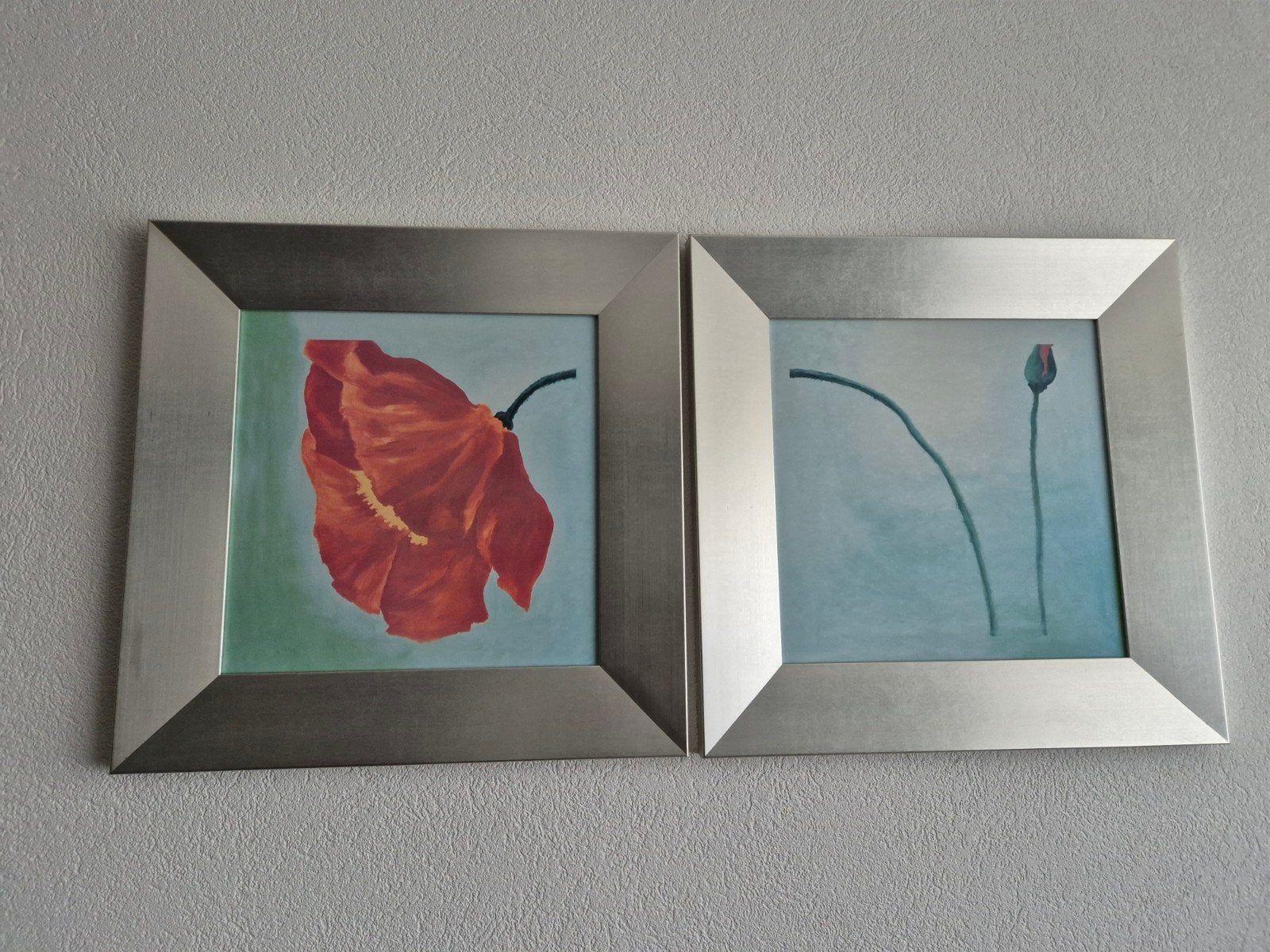 Set van 2 schilderijen: Klaproos in bloei en knop, Ophalen, Acrylverf, Papier/karton, Ingelijst
