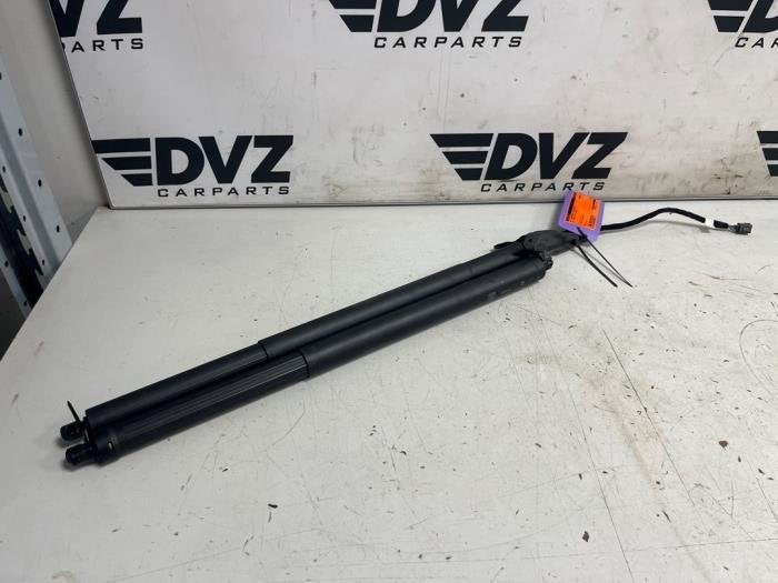 Set Gasdempers Achterklep van een Volkswagen Tiguan, Auto-onderdelen, Gebruikt, -, Volkswagen, -