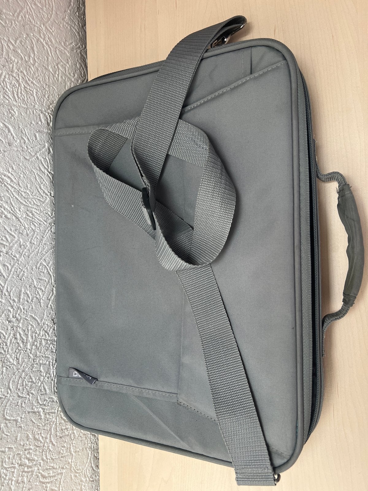 Dicota laptop tas - Grijs, met schouderband, Gevoerd laptopvak, 15 inch, Grijs, Ophalen of Verzenden