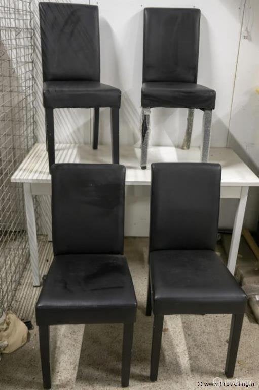 Online Veiling: Eetkamerstoelen - 4 stuks