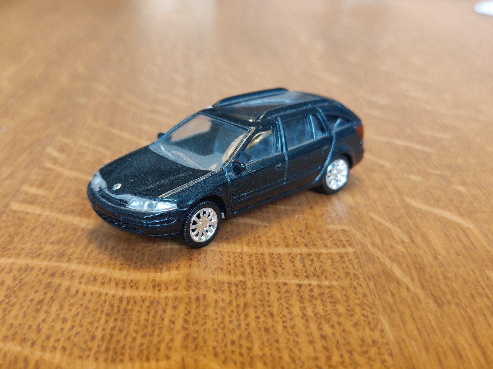 Norev Renault Laguna ZWART, Ophalen of Verzenden, Zo goed als nieuw, Auto