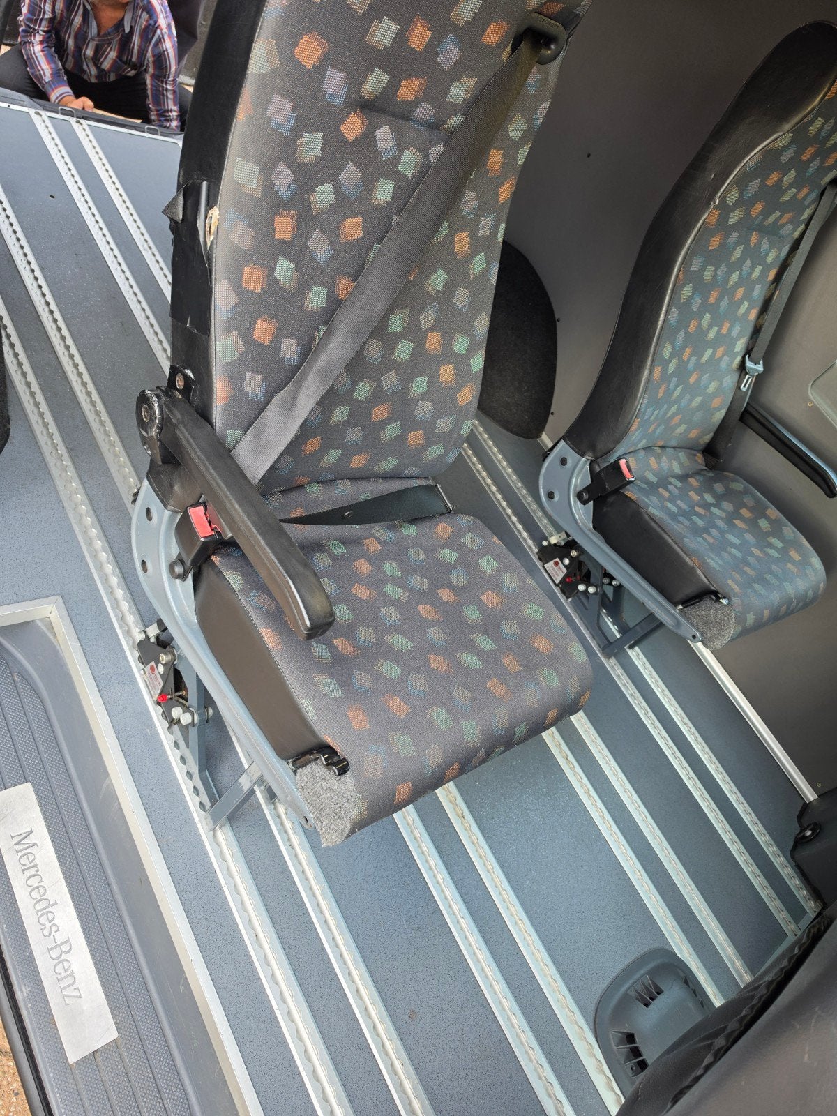 2 losse stoelen, Ophalen, Mercedes-Benz