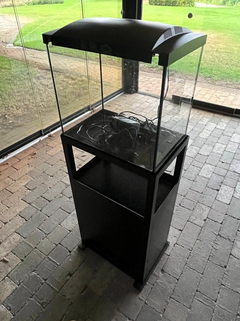 Superfish Start 50 aquarium (45L) + custom stalen onderkast, Dieren en Toebehoren, Vissen | Aquaria en Toebehoren, Ophalen, Zo goed als nieuw