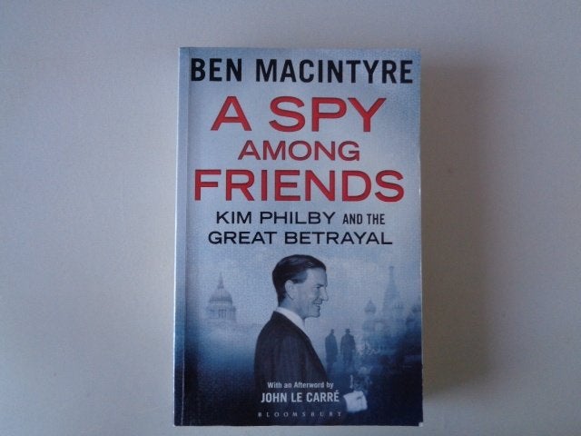 9431-10-3 : Spionage : Kim Philby and the great betrayal.DE, Boeken, Ophalen of Verzenden, Zo goed als nieuw