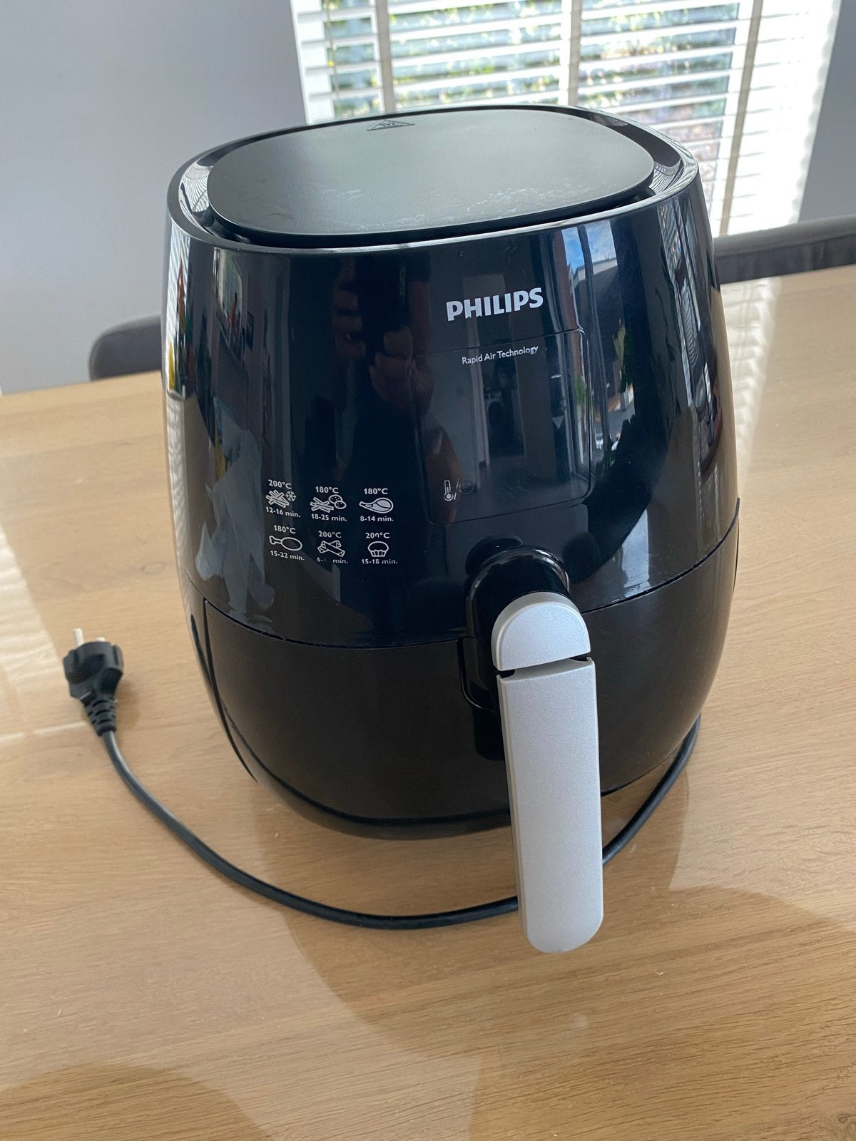 Philips Airfryer HD9230 - Zwart, Ophalen of Verzenden, Gebruikt, Airfryer, 750 t/m 999 gram