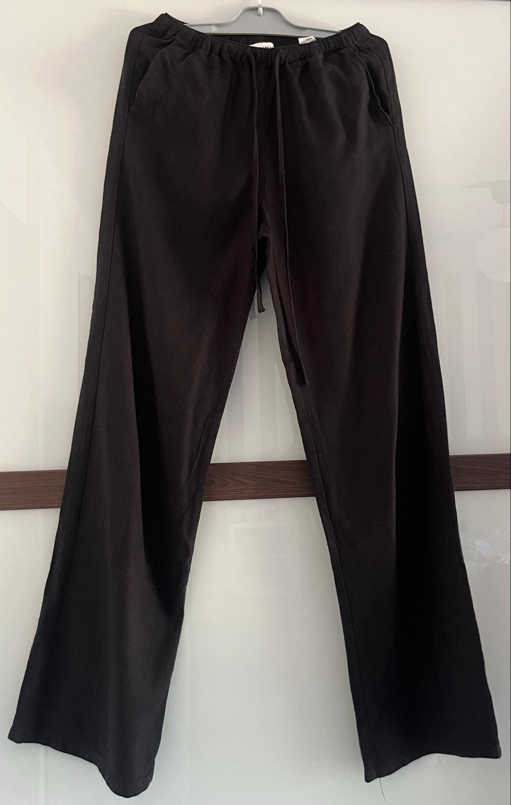 Zwarte wijde linnen broek met trekkoord maar xs pull&bear, Zwart, Ophalen of Verzenden, Zo goed als nieuw, Maat 34 (XS) of kleiner