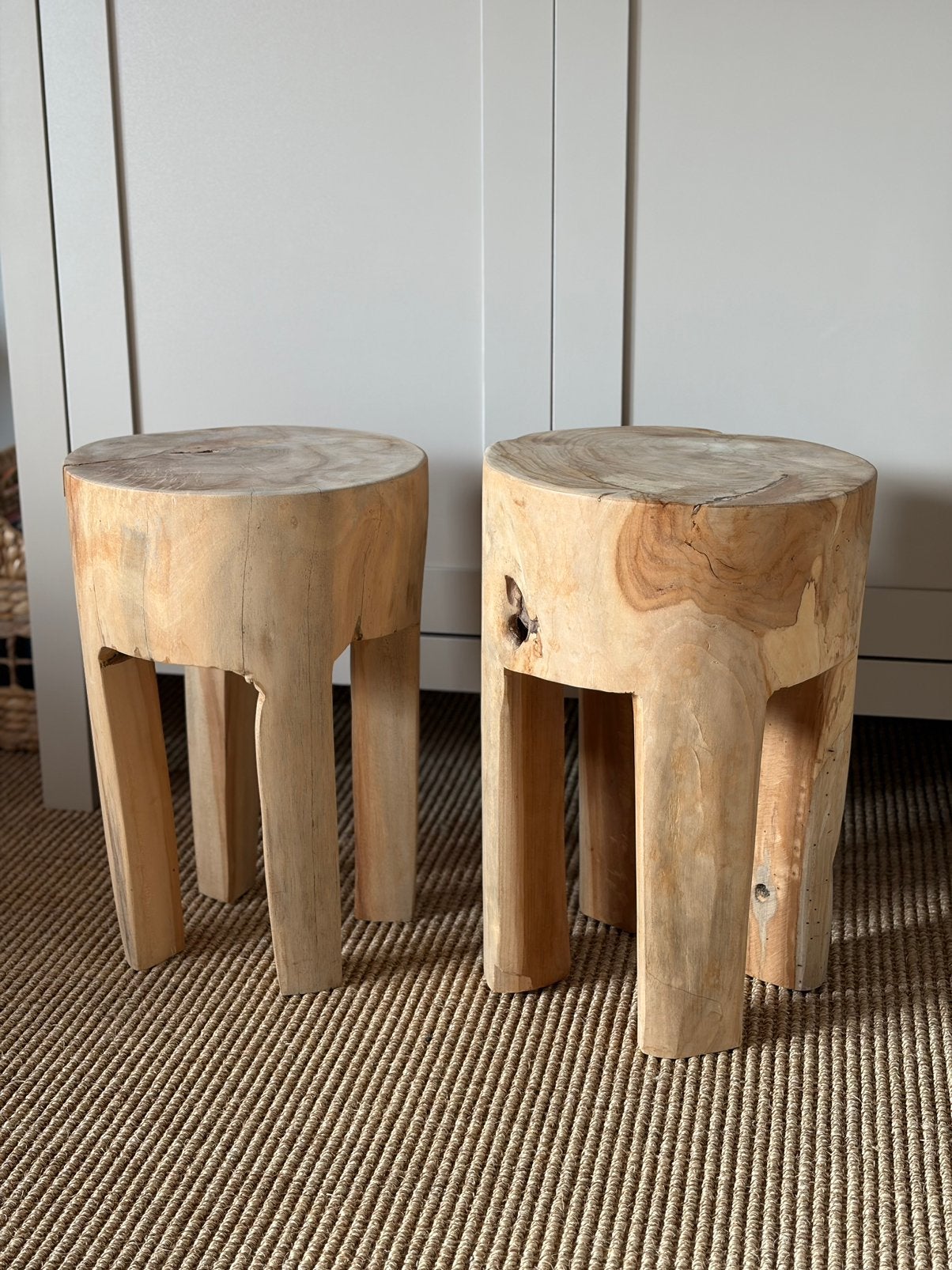 Houten bijzettafeltjes / krukjes – robuust & natuurlijk, Ophalen, Minder dan 45 cm, Minder dan 55 cm, Rond
