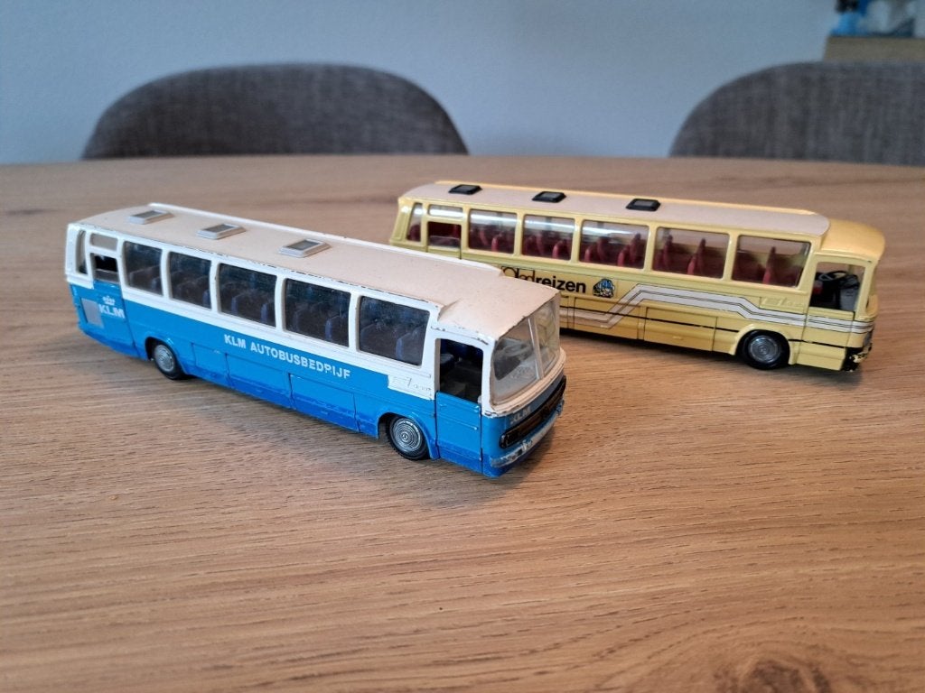 Modelbus KLM Oad Reizen Mercedes, Hobby en Vrije tijd, Ophalen of Verzenden, Gebruikt, Bus of Vrachtwagen, Tekno