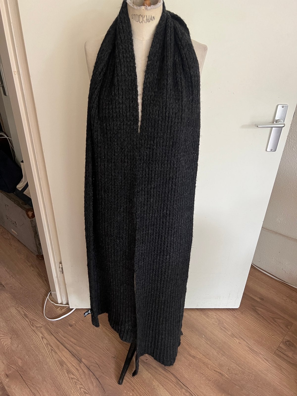 Isabel marant sjaal, Verzenden, Zo goed als nieuw, Maat 46/48 (XL) of groter, Sjaal