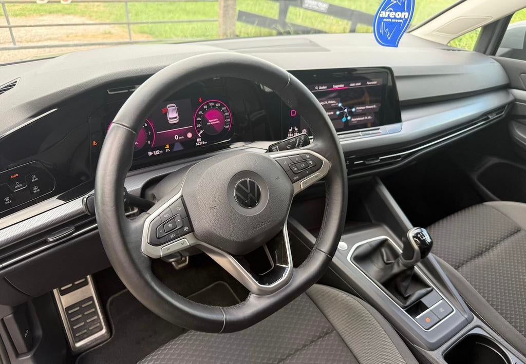 Volkswagen Golf 1.5 TSI 130pk 2022 Grijs, Voorwielaandrijving, Stof, 4 cilinders, Dealer onderhouden