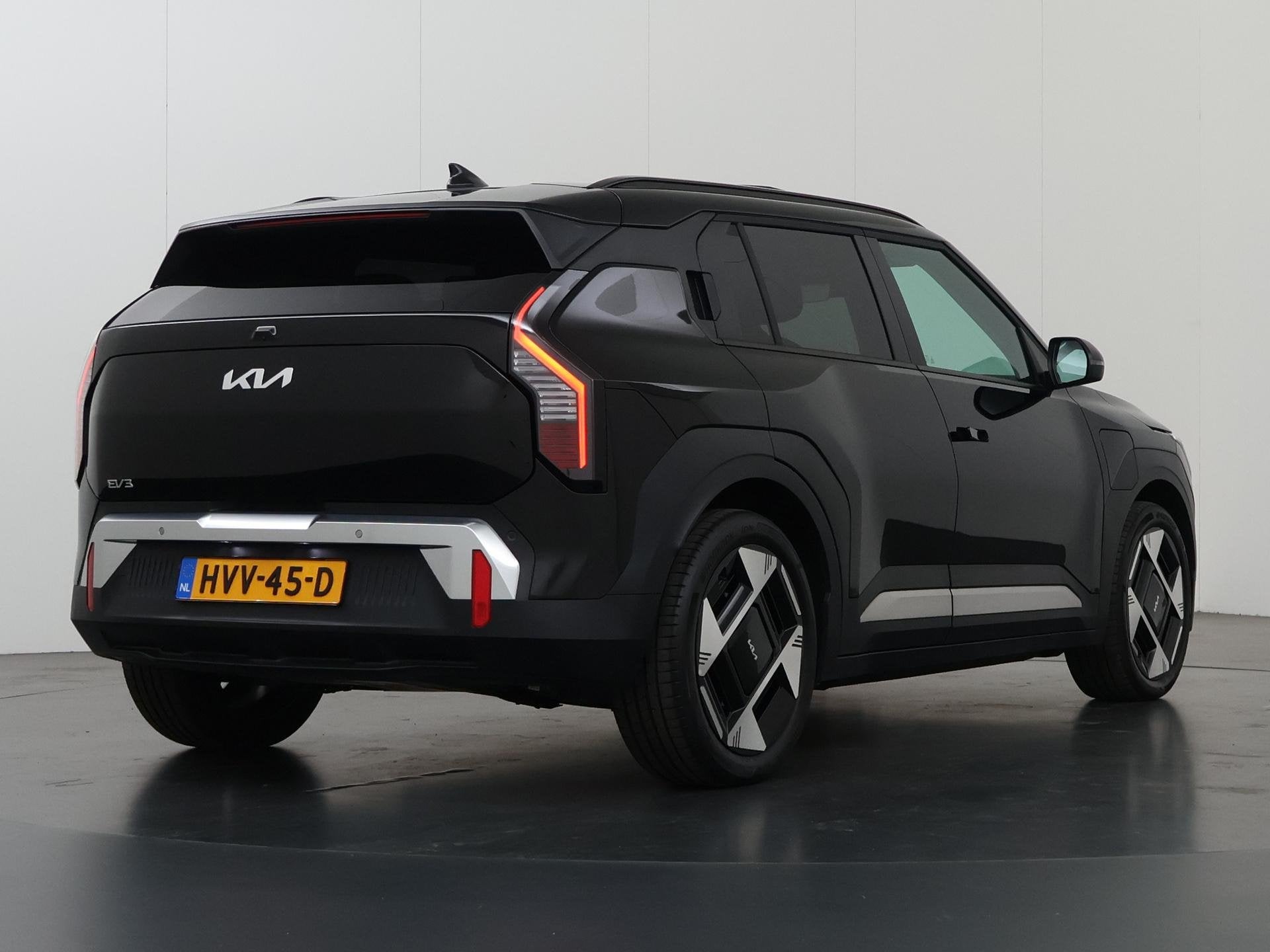 Kia EV3 Plus Advanced 81.4 kWh | Panoramadak | Harman / Kard, Auto's, 33 min, Zwart, Origineel Nederlands, 204 pk