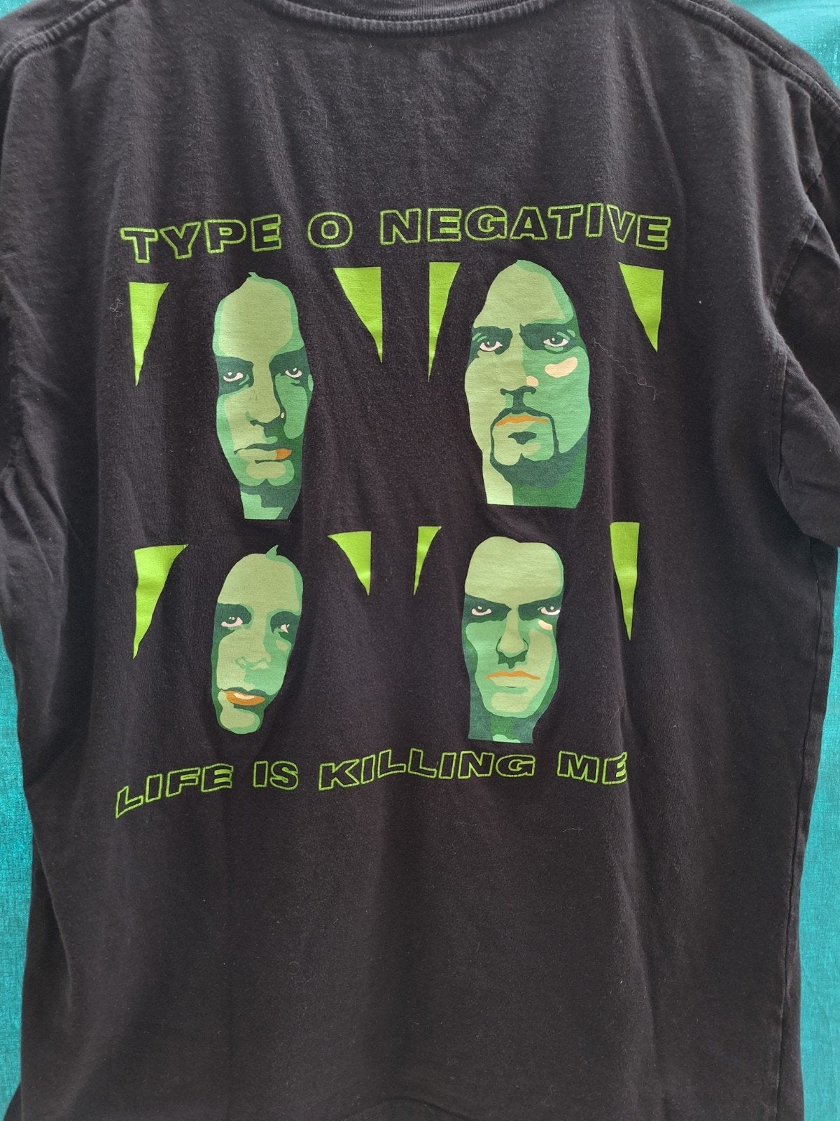 Type O Negative "Life Is Killing Me" T-shirt maat L, Ophalen, Maat 52/54 (L), Type O Negative, Zwart