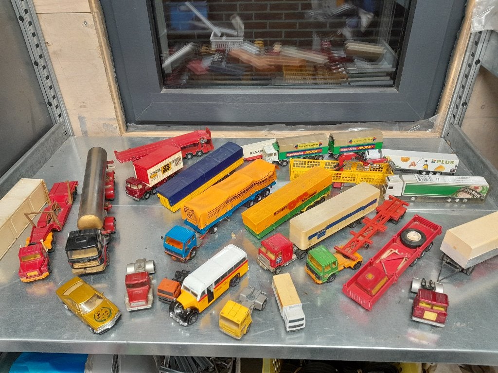 miniatuur auto,s zie foto,s, Ophalen, Gebruikt