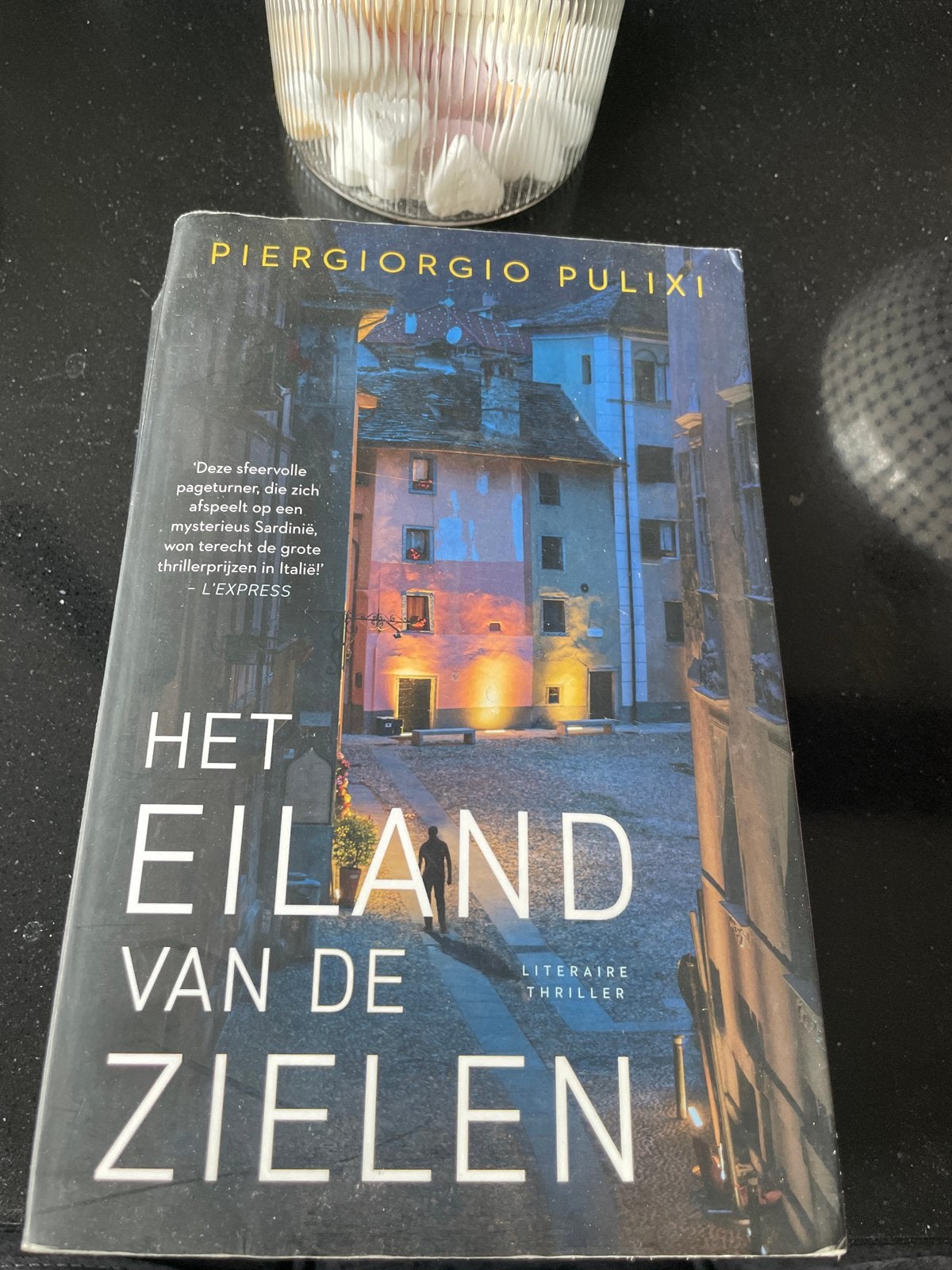 Het Eiland van de Zielen - Piergiorgio Pulixi, Ophalen of Verzenden, Gelezen, Europa overig