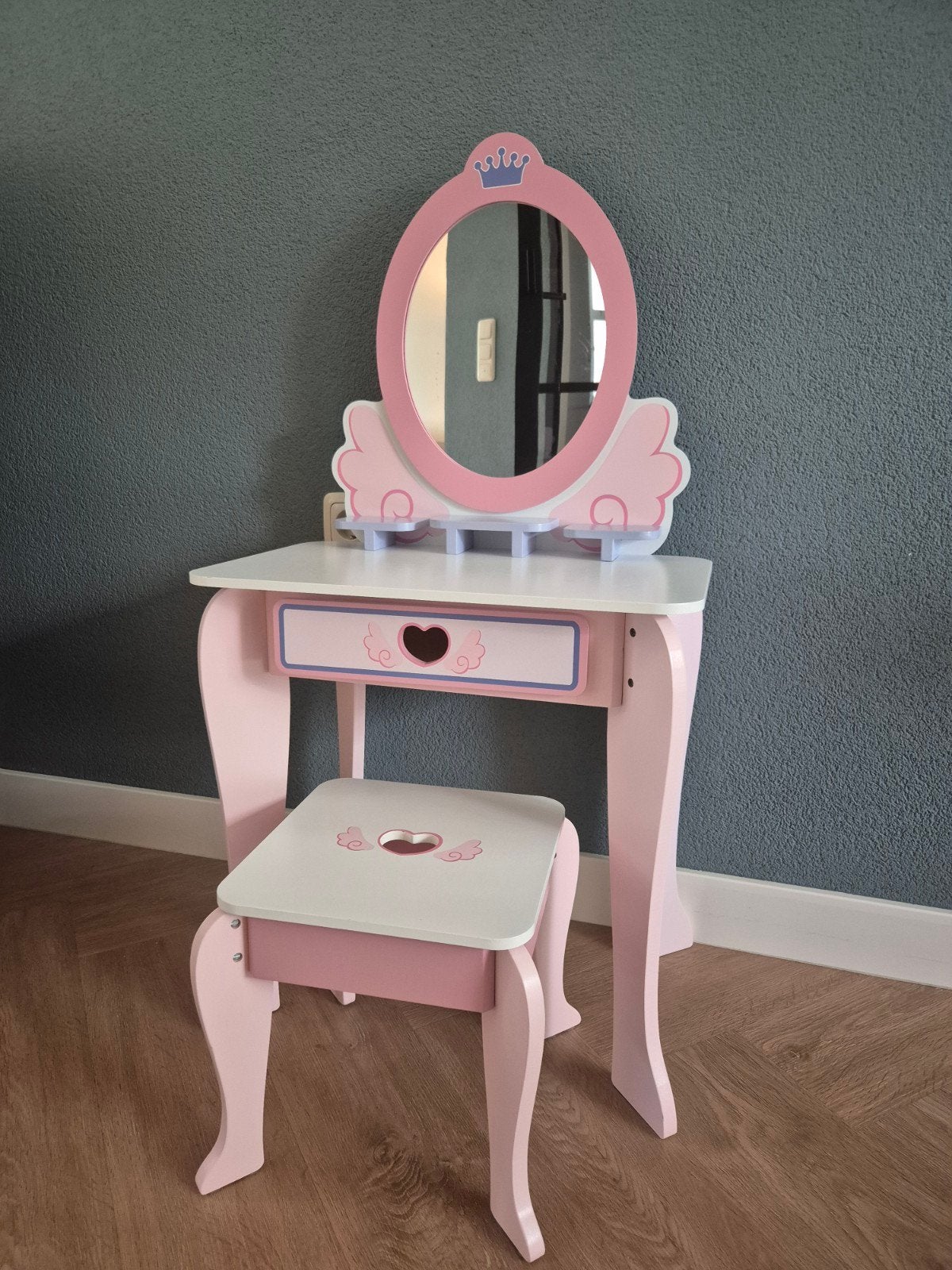 Roze houten kaptafel met krukje en accessoires, Ophalen, Gebruikt, Babypop