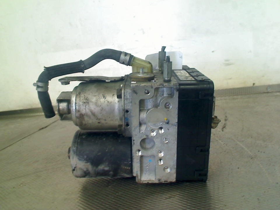 Abs Pomp Toyota Prius (NHW20) (2003-09/2009-12) 4451047050, Gebruikt, Kundenbetreuung@toyota.de, Toyota-Allee 2, Köln 50858, , Duitsland