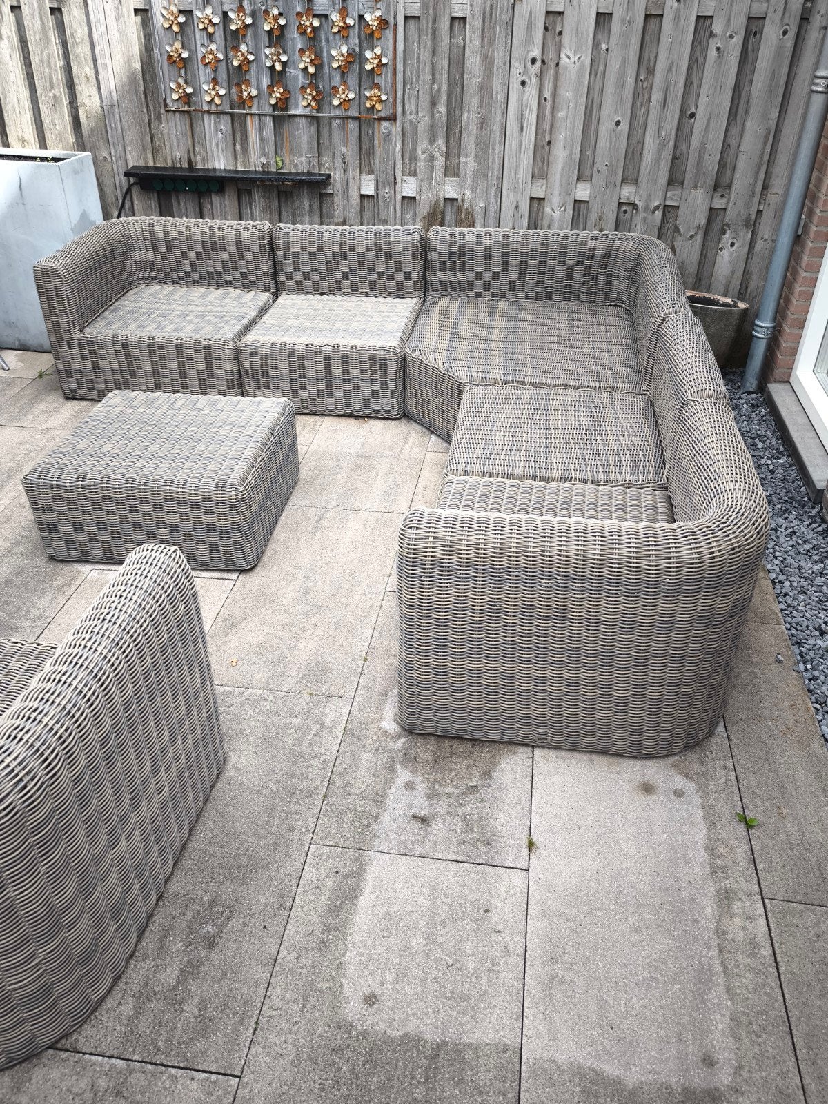 Wicker Loungeset: Hoekbank, Fauteuil en Hocker, Tuin en Terras, Tuinsets en Loungesets, Ophalen, Gebruikt, 6 zitplaatsen, Hocker