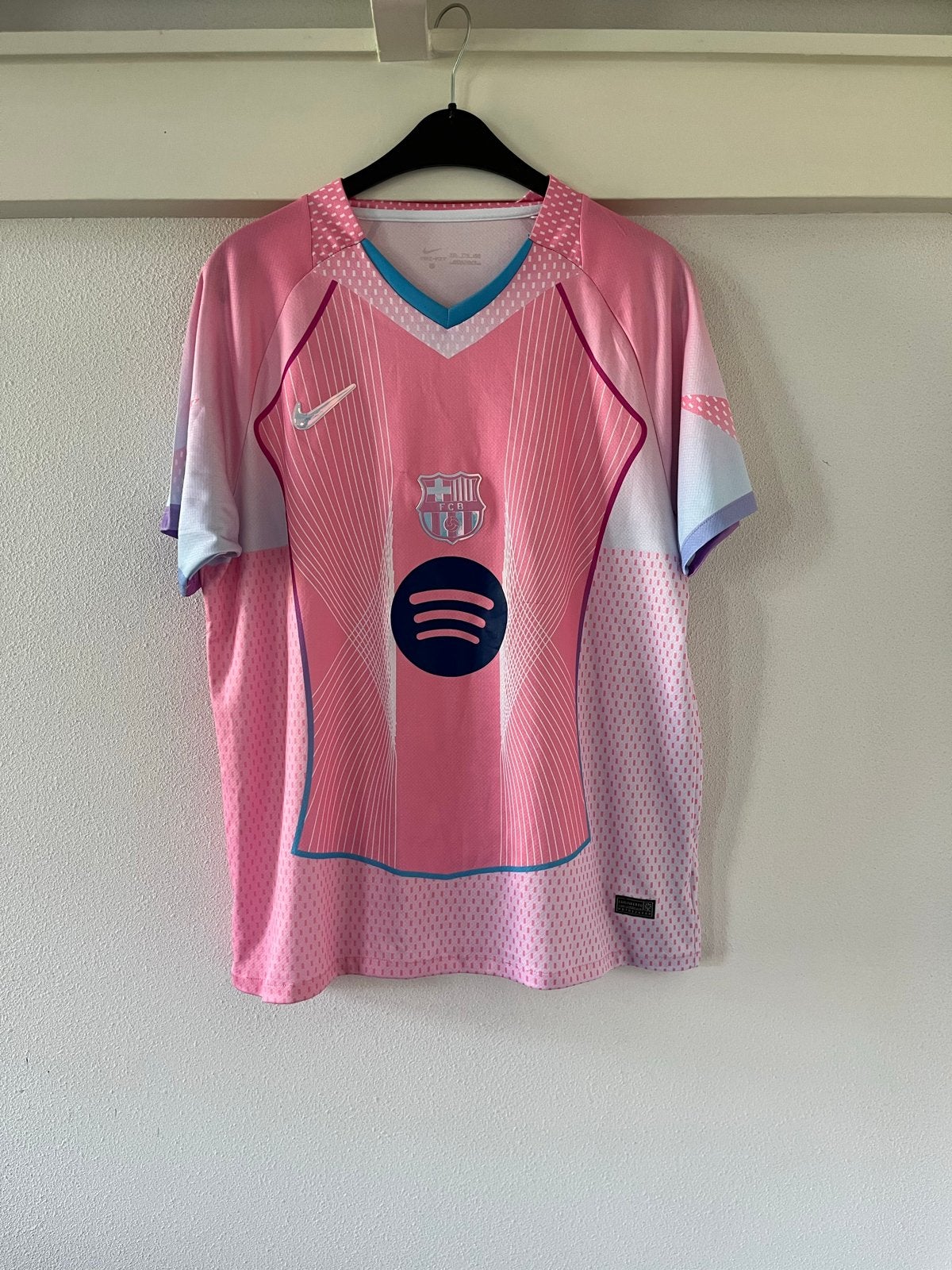 FC Barcelona Thuisshirt 2022/2023 Roze - Maat XXL, Verzenden, Overige maten, Zo goed als nieuw, Roze