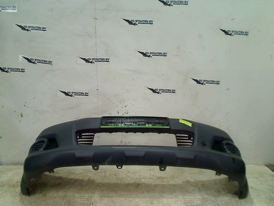 Bumper Voor Toyota Hilux IV (2005-05/2015-05), Gebruikt, Kundenbetreuung@toyota.de, Toyota-Allee 2, Köln 50858, , Duitsland, Toyota
