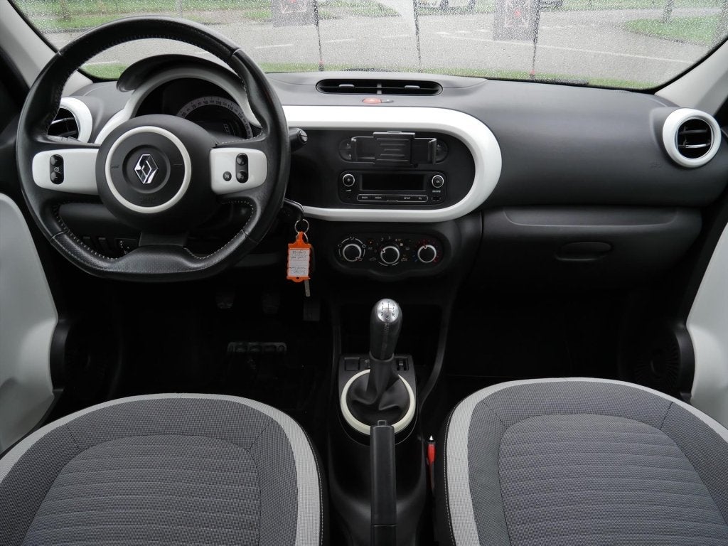 Renault Twingo 1.0 SCe 70pk S&S Intens Sport Pack, Auto's, 839 kg, Twingo, Gebruikt, 4 stoelen