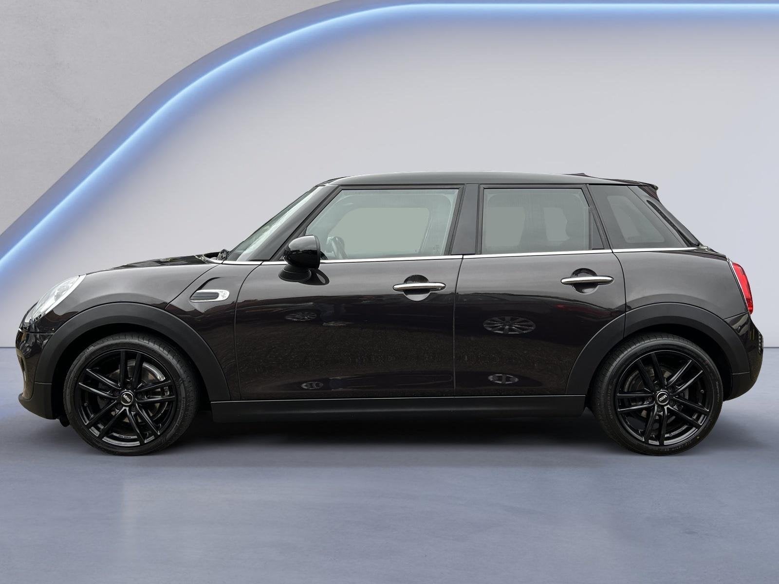 MINI Cooper 1.5 Chili Serious Business /Apple & Android Carp, Auto's, Mini, Voorwielaandrijving, 136 pk, Gebruikt, Bruin