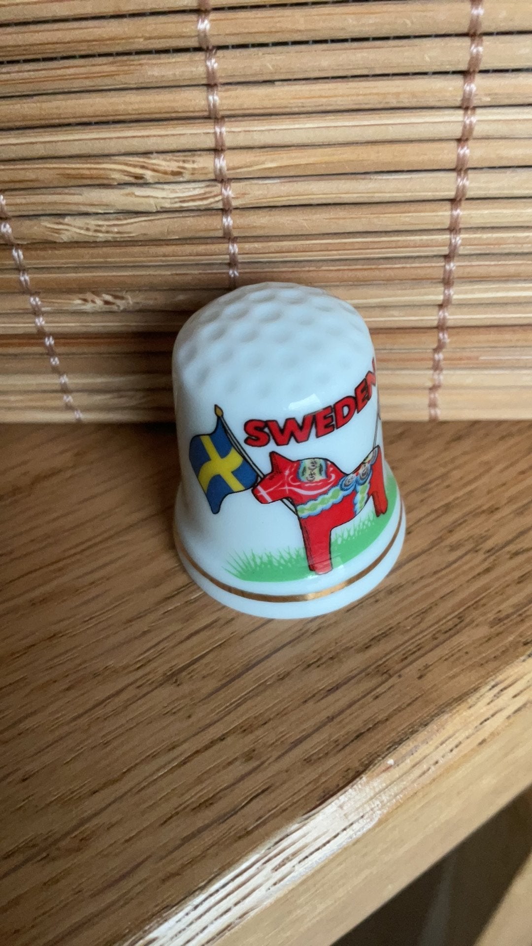 Sweden vingerhoed vingerhoedje vingerhoedjes vingerhoeden, Verzenden, Nieuw, Porselein, Buitenland