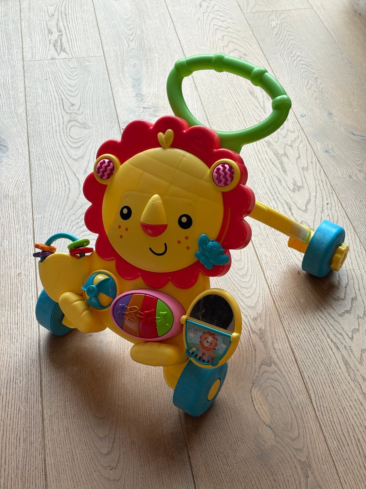 Gratis Fisher-Price loopwagen leeuw, Ophalen, Zo goed als nieuw, 6 maanden tot 2 jaar