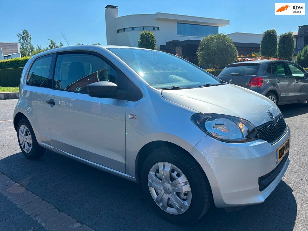 Skoda CITIGO 1.0 Easy slechts 36000 km ! a.p.k 12-2026, Auto's, Voorwielaandrijving, Euro 5, Stof, Gebruikt
