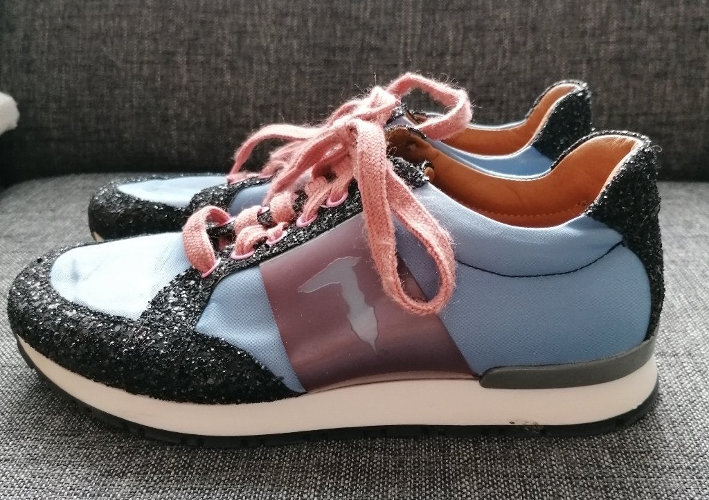 Trussardi sneakers zwart glimmend + zalmroze 38 nr 45281, Kleding | Dames, ., Zwart, Trussardi, Ophalen of Verzenden