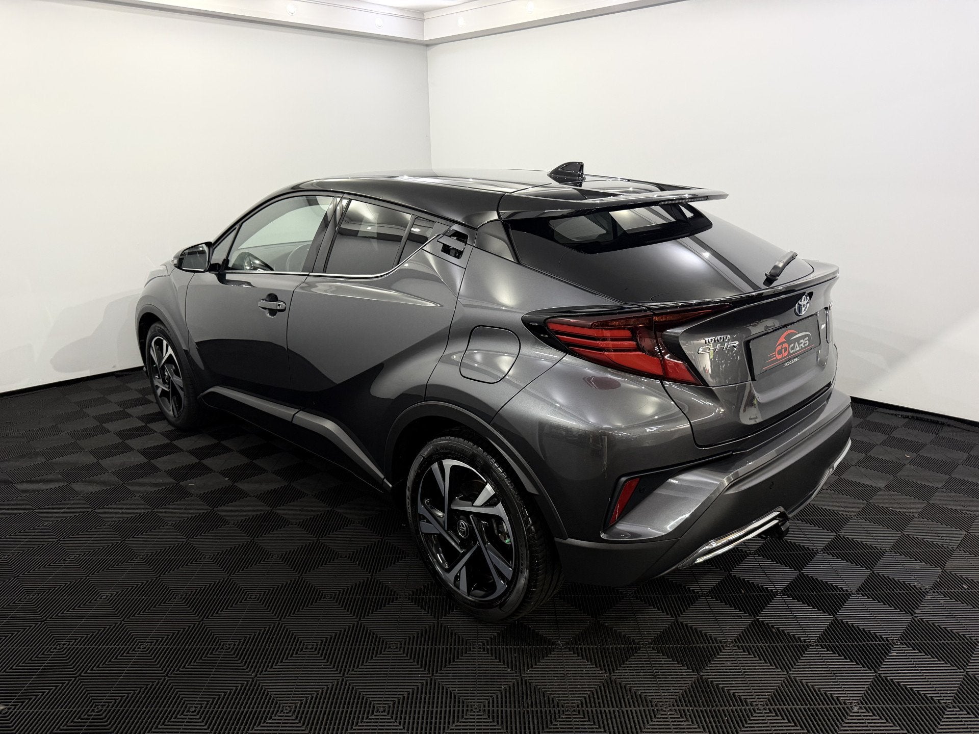 Toyota C-HR 2.0 Hybrid Style Camera, Navi, Stoelverwarming,, Auto's, Toyota, Euro 6, 4 cilinders, Leder en Stof, Bedrijf