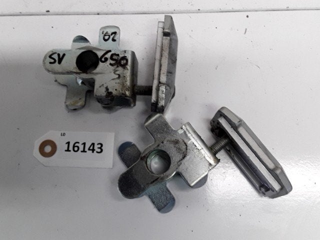 SV650S 1998 - 2002 Suzuki Afstandshouder D1-26736