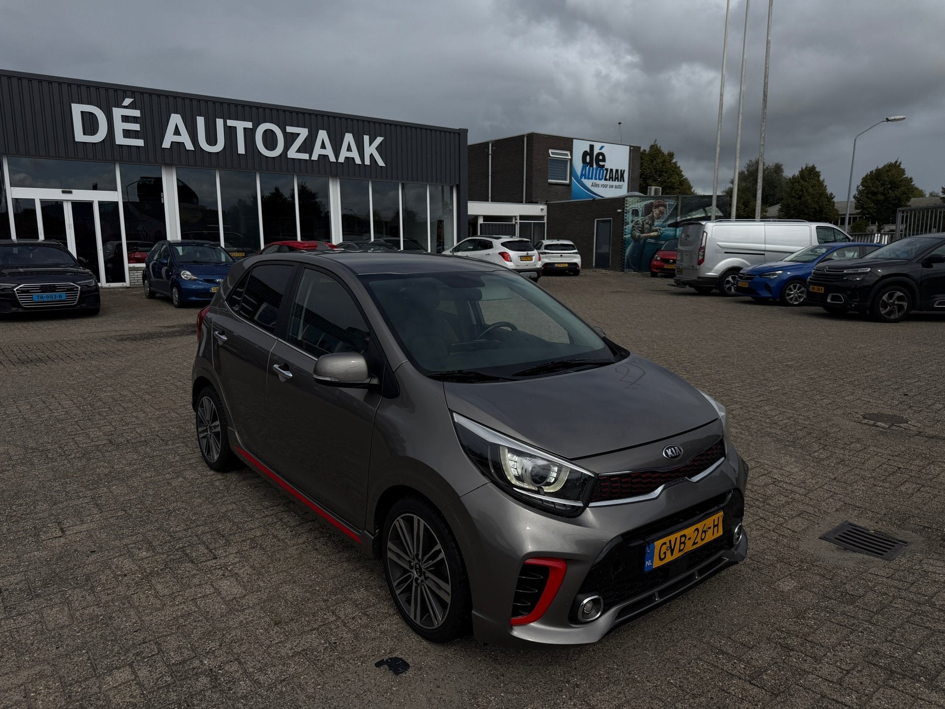 Kia PICANTO 1.2 GT-Line AUT|LED|LEDER|CAMERA, Auto's, Gebruikt, Euro 6, 4 cilinders, Bedrijf