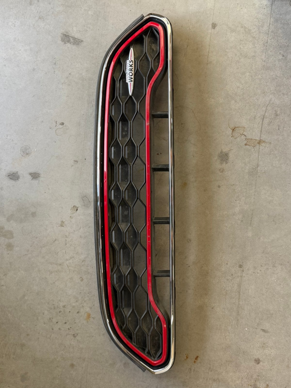 Mini Countryman F60 JCW grill, Ophalen of Verzenden, Mini
