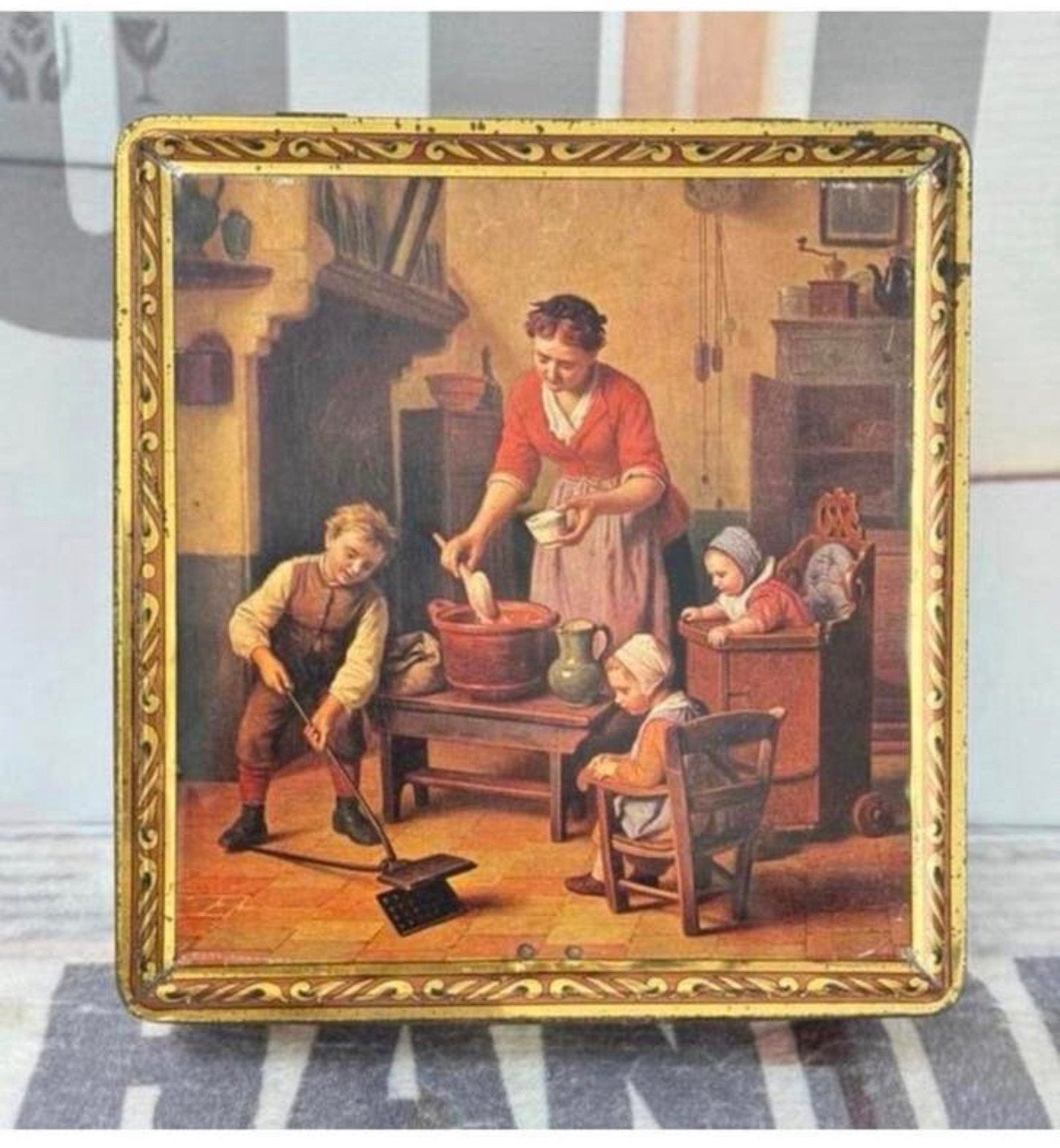 Oud Antiek Blik Demaret Chocola De Loose 1950 met slot, Verzamelen, Blikken, Ophalen of Verzenden, Zo goed als nieuw, Overige