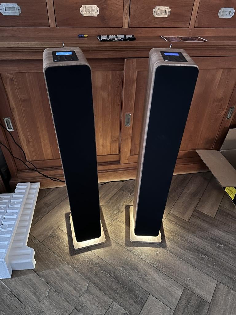 Aktieve bleutooth speakers met DAB radio, Nieuw, 120 watt of meer, Front, Rear of Stereo speakers, Ophalen