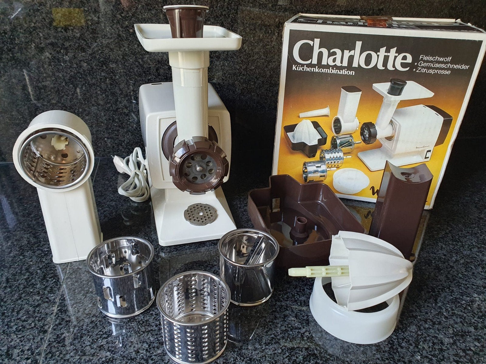 Nieuw! Keukenmachine: Vleesmolen, Groentesnijder, Citruspers, Ophalen, Nieuw, 3 snelheden of meer