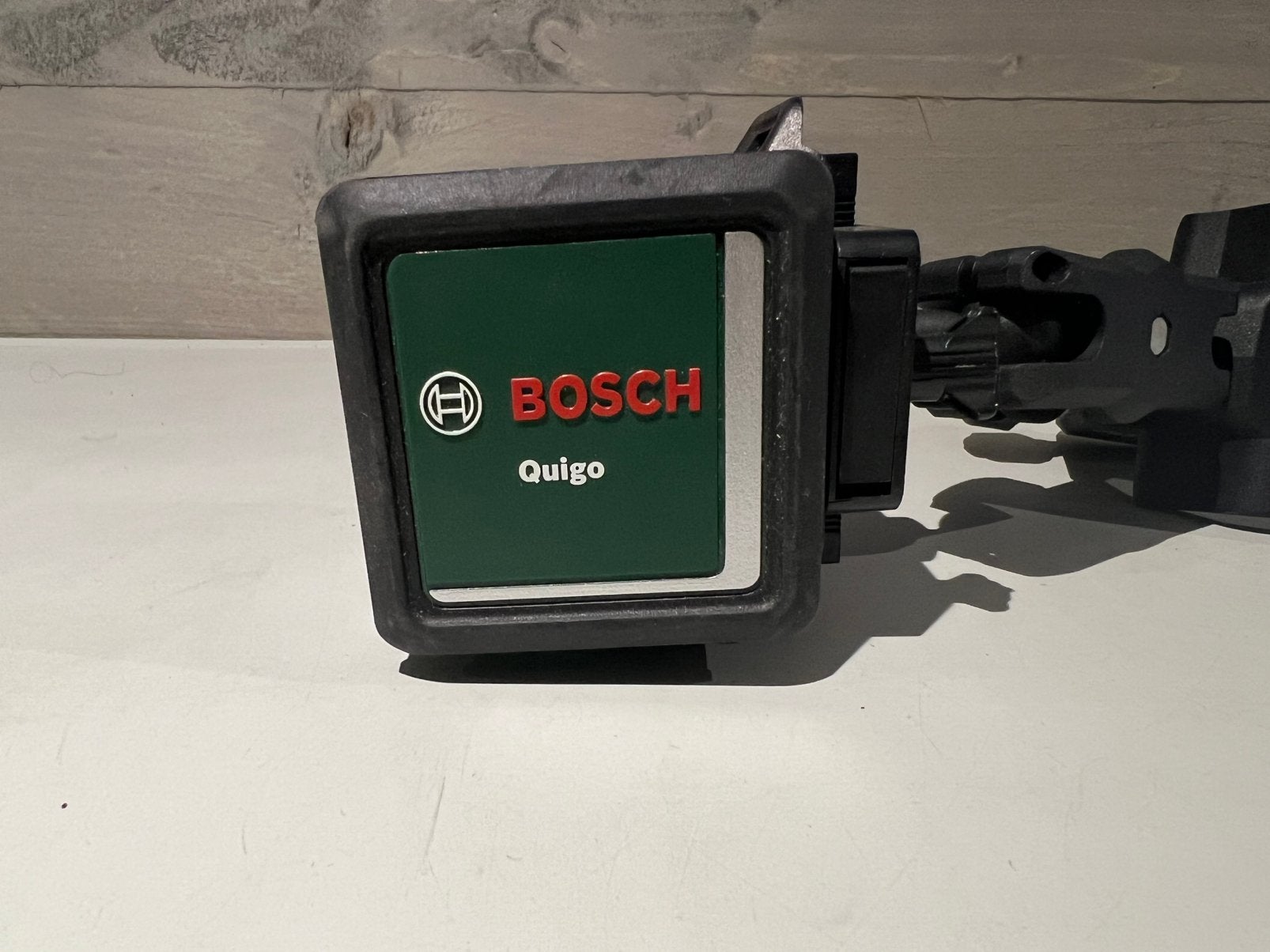Bosch Kruislijnlaser Quigo III - 10m - Rood- Zelfnivellerend, Ophalen of Verzenden, Zo goed als nieuw, Nvt, Nvt