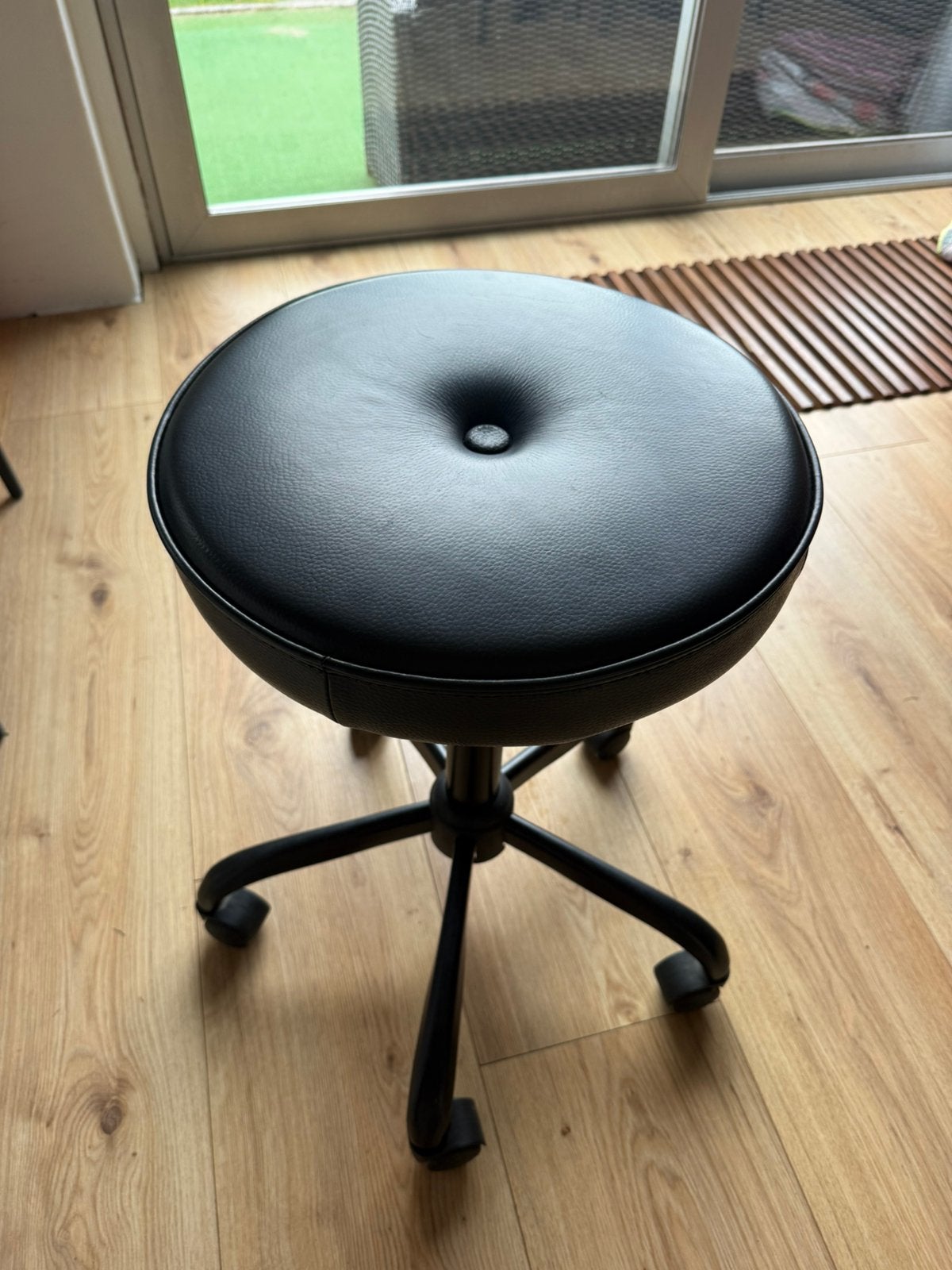 Ikea Blykobb kruk zwart, Ophalen, Zo goed als nieuw, Hout