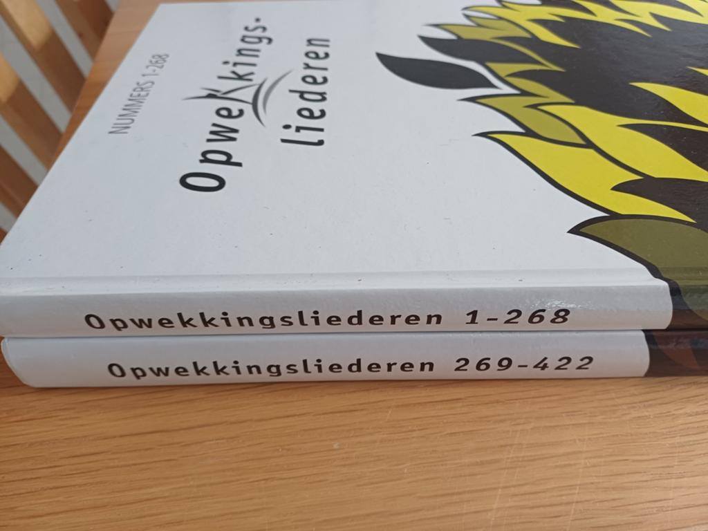 Begeleidingsbundels Opwekking 1-268 en 269-422, Ophalen of Verzenden, Zo goed als nieuw, Thema, Religie en Gospel