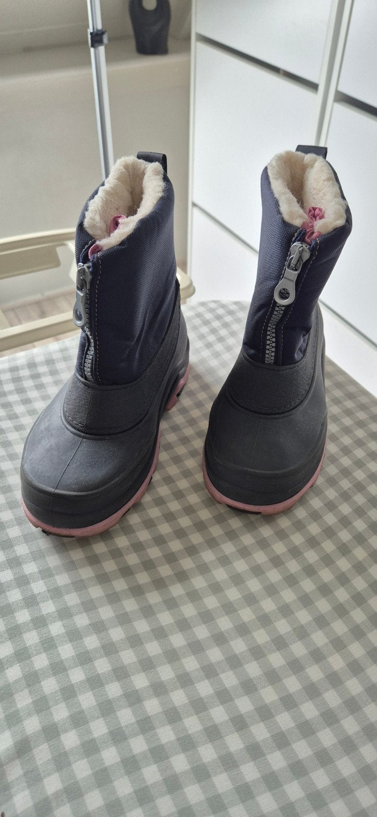 Stups Snowboots meisje maat 30/31, warm gevoerd, waterdicht, Ophalen of Verzenden, Zo goed als nieuw, Meisje, Overige typen